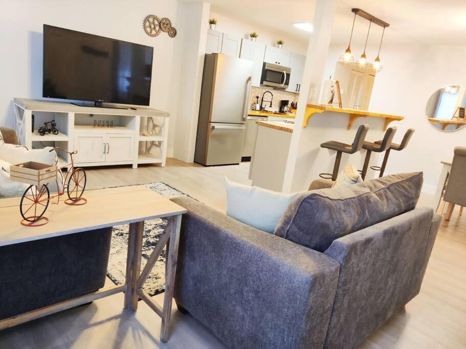 Venice Beach Within 5 Min Drive, Near The Tennis Courts And Park, Sleeps 5 Nokomis Luaran gambar
